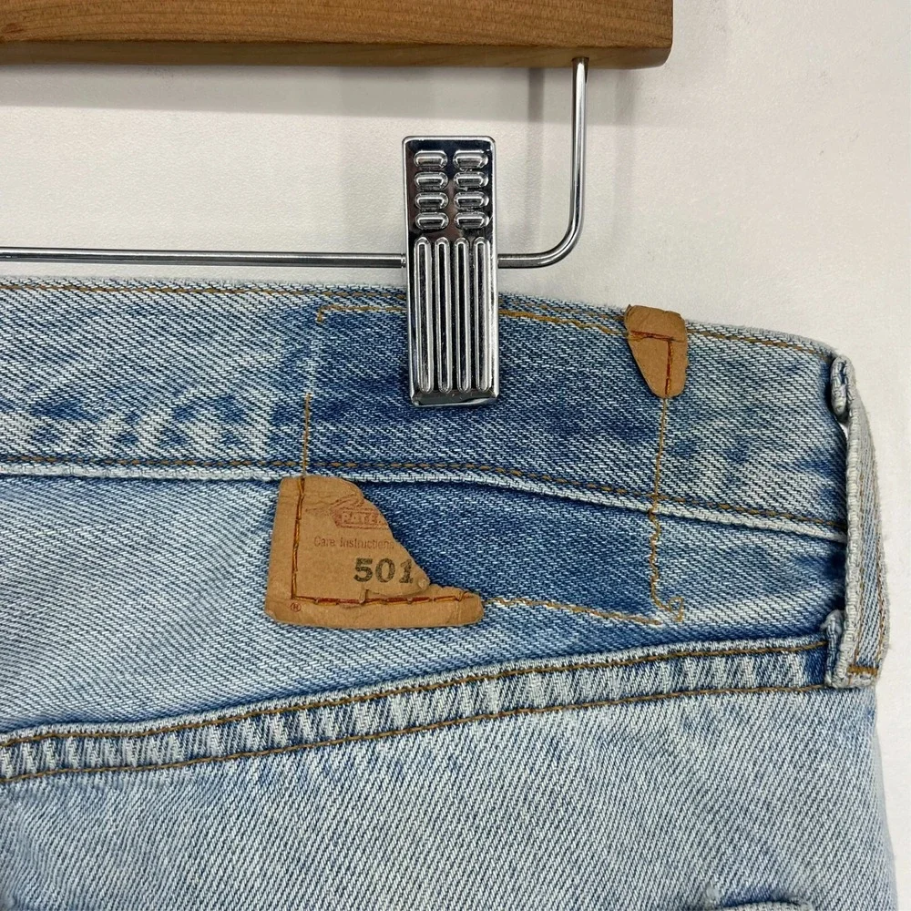 Levi's Jeans Men's Size 36 Blue‎ 501 Vtg Paper Tag 90's Button Fly Distressed